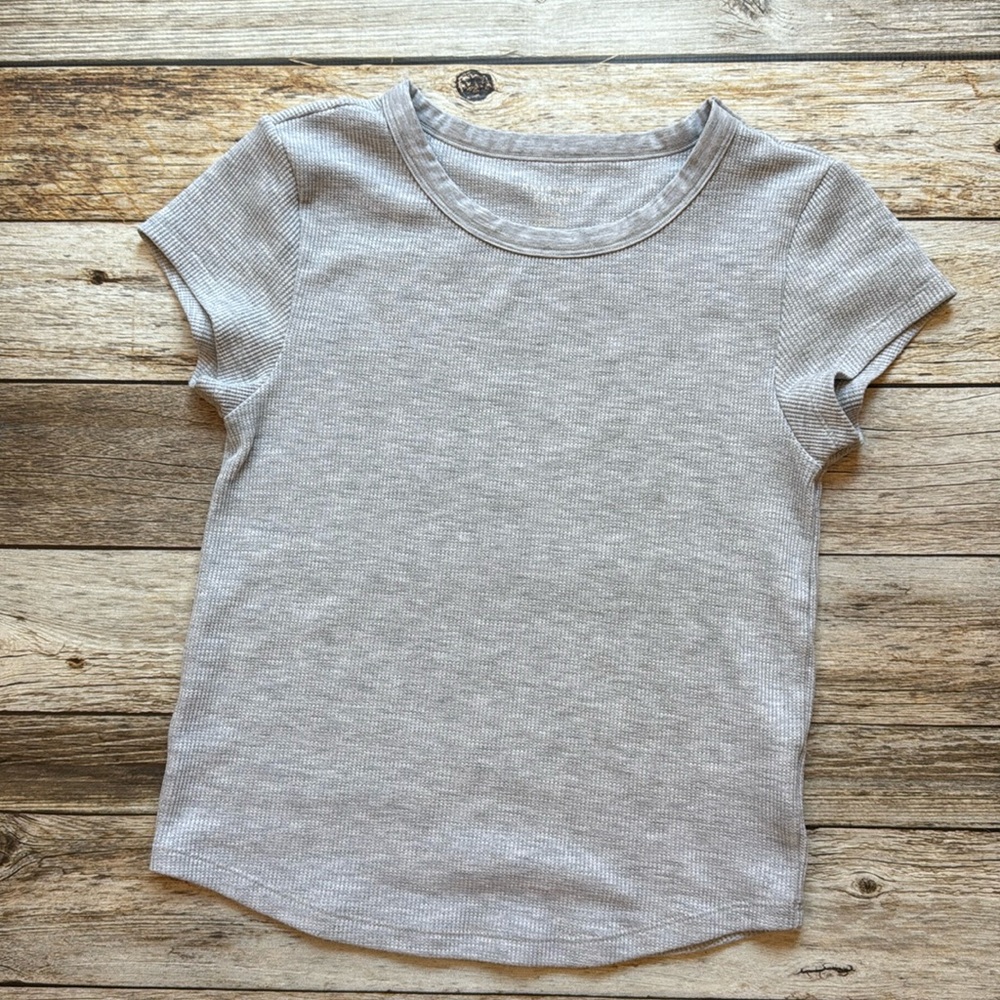 American Eagle Women's Short Sleeve Shirt